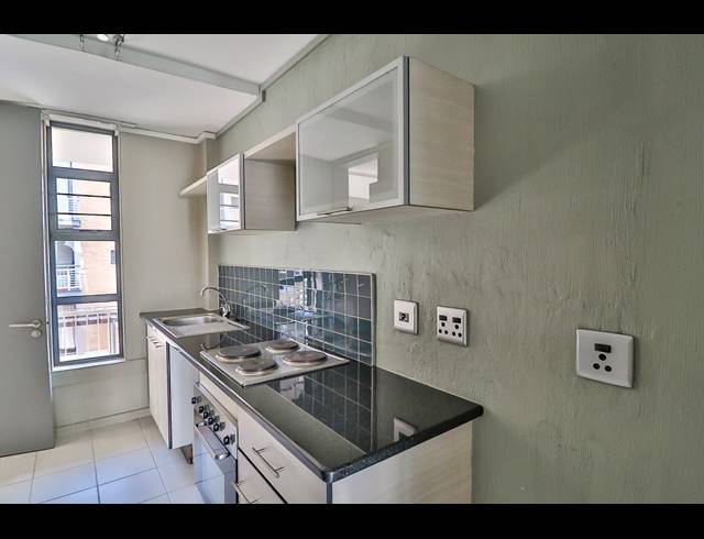 0.5 BEDROOM APARTMENT FOR SALE IN LYNNWOOD